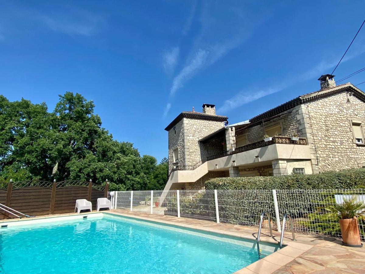 Gites Le Mas Du Vieux Chene Salavas Exterior foto